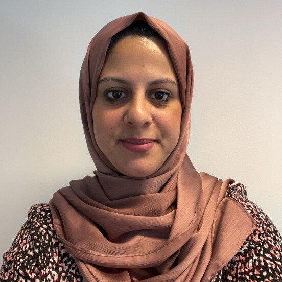 Dr Ahmra Khan 